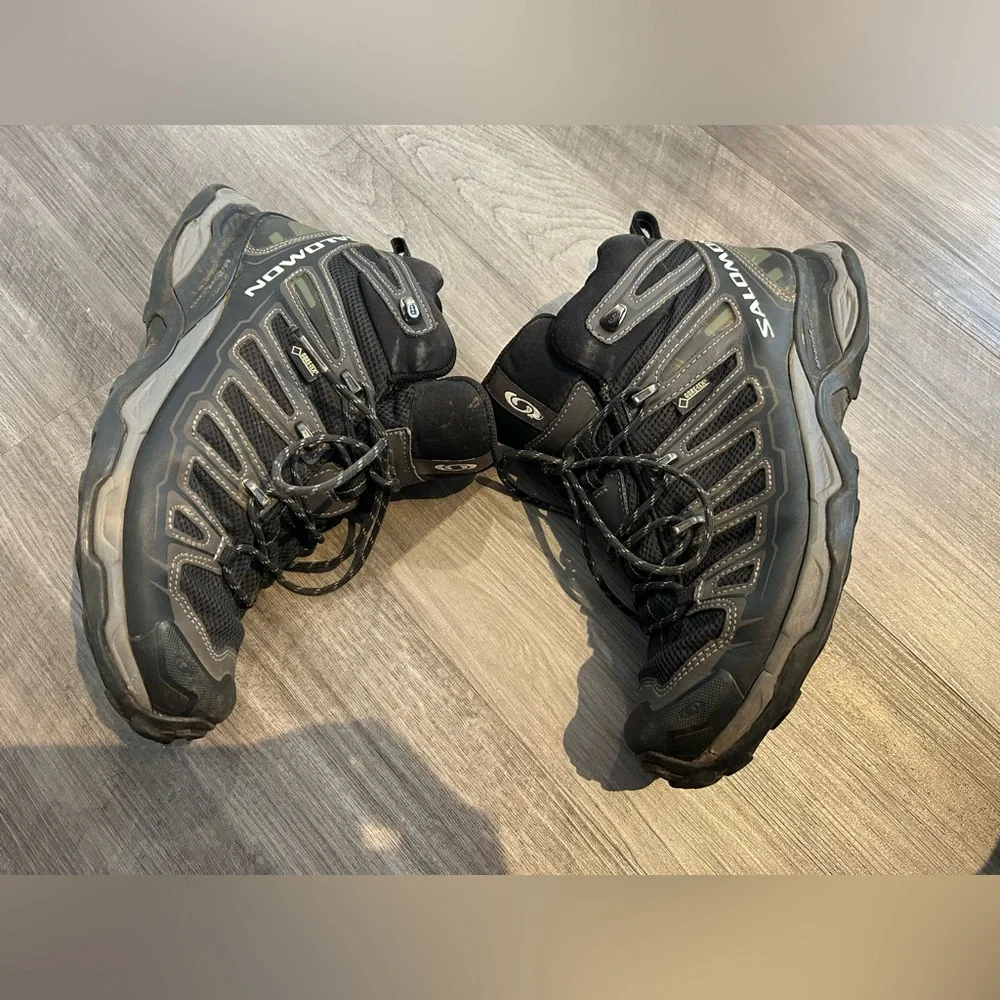 Men’s Salomon X Ultra 2 Mid GTX Hiking Boots Size 8 Black Trail Waterproof Shoes